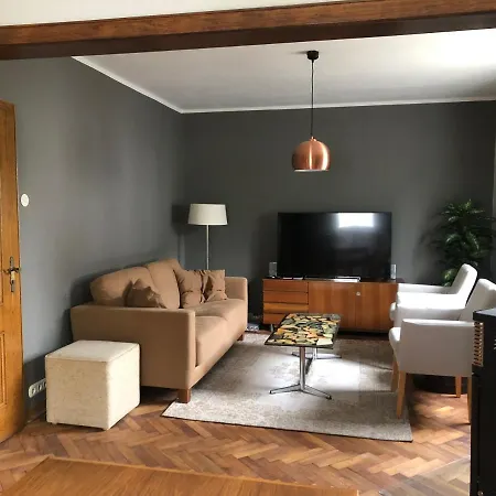 Ferienhaus Dommersch25 펜션 Dommershausen